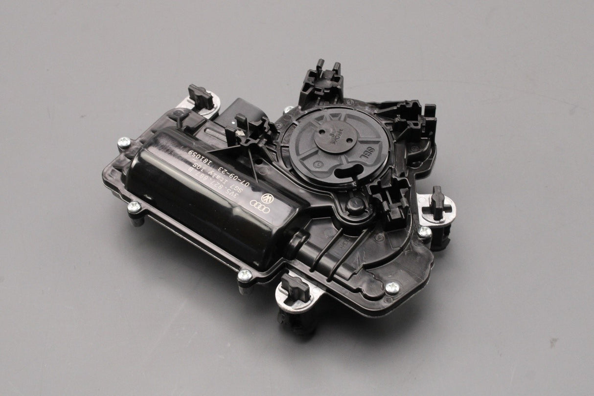 Audi A4 A5 Q5 e-tron RS4 RS5 Skoda Superb boot servo motor 3V5827887B