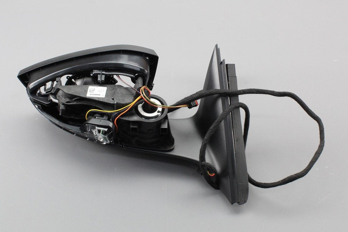 Skoda Superb 2015- RHD mirror housing electric heated (right) 3V2857508H