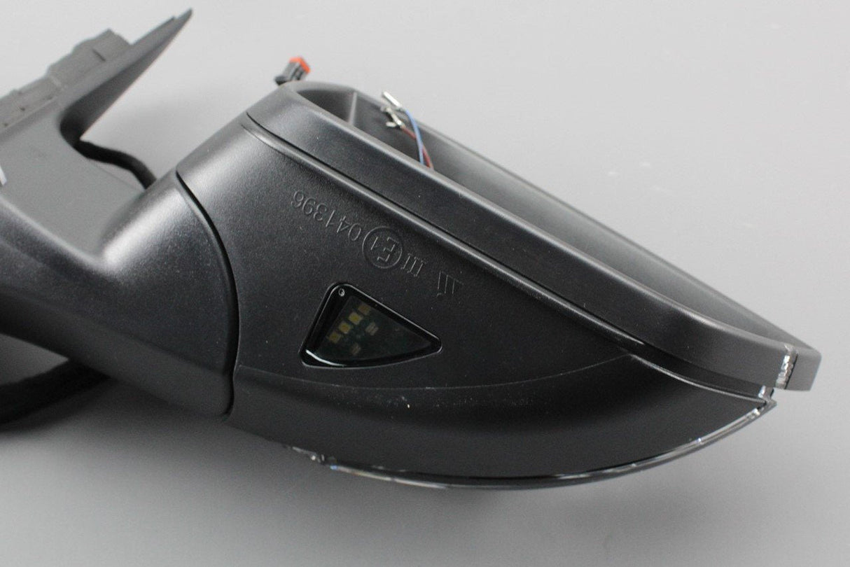 Skoda Superb 2015- RHD mirror housing electric heated (right) 3V2857508H