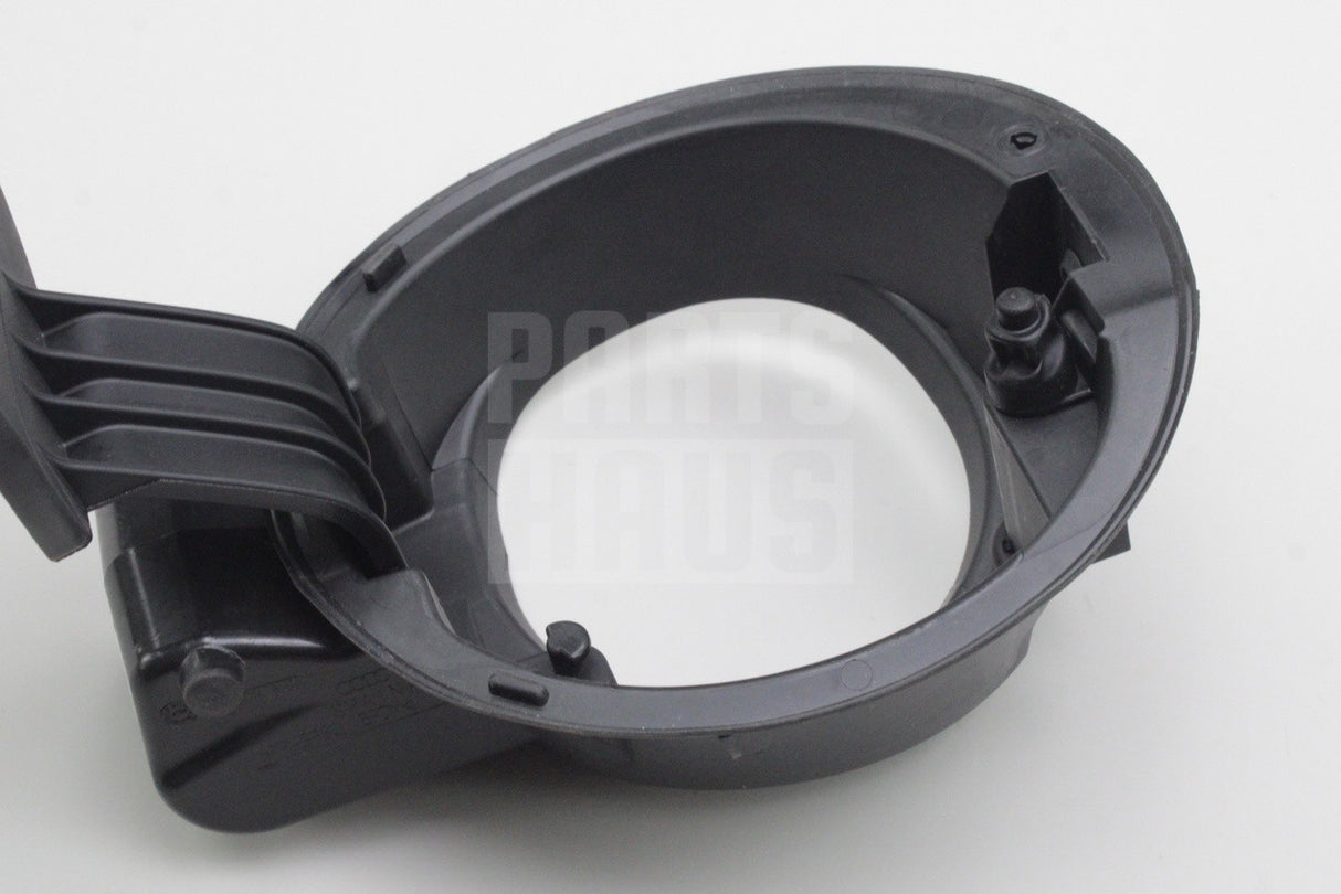 Audi A3 S3 RS3 Sportback 2009-2013 fuel filler flap housing 8P4809999D