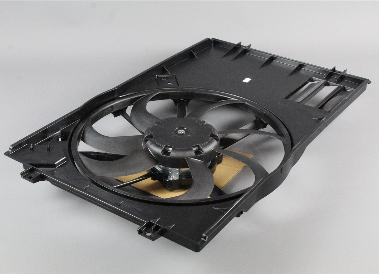 VW Tiguan 08-16 1.4 TSI Coolant radiator fan and carrier 5N0121205F 9B9