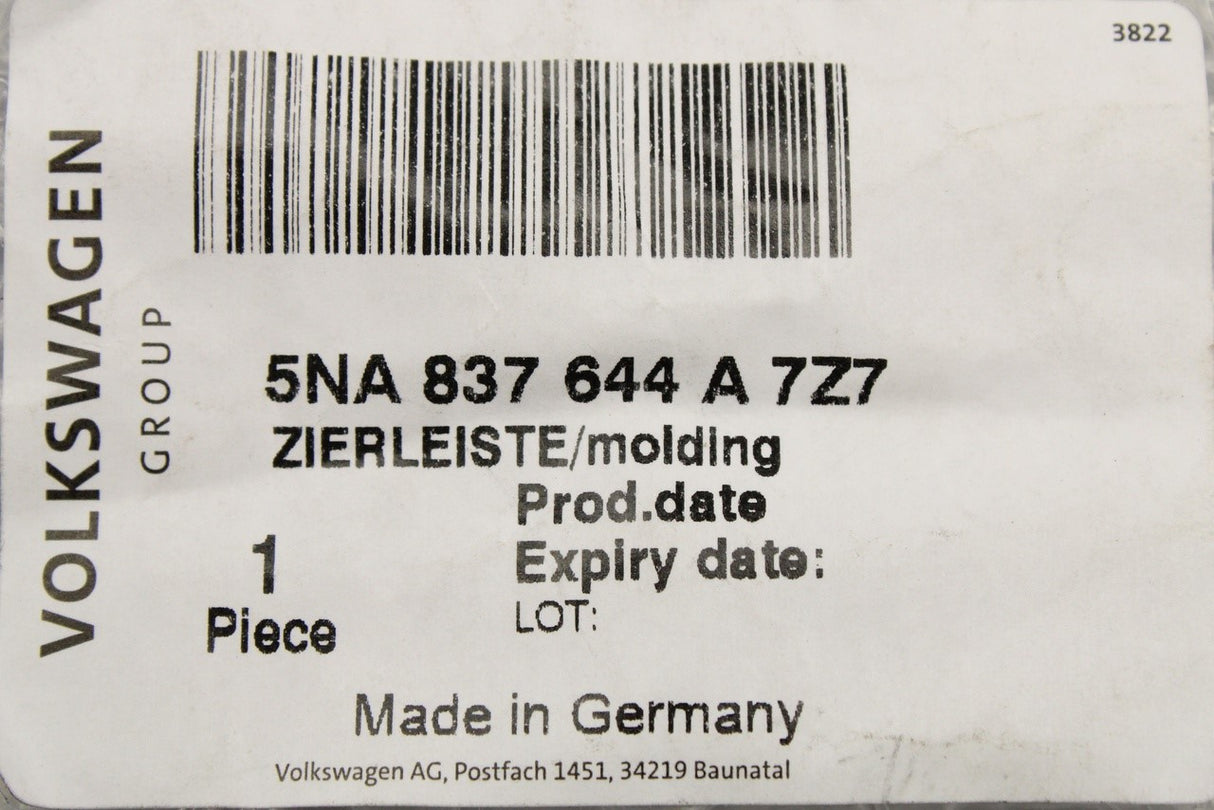 VW Tiguan 2016-2024 front door upper trim (right) 5NA837644A 7Z7