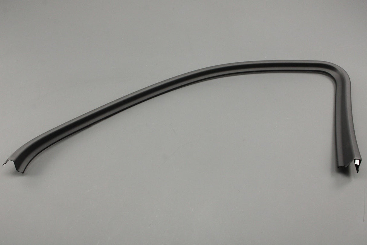 VW Touareg 2011-18 door window frame trim (front right) 7P0867672A 82V