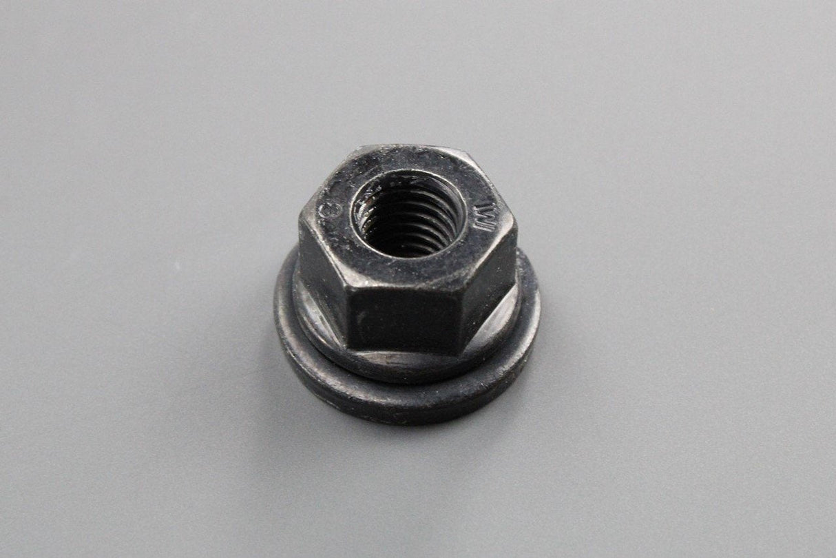 Volvo lock nut (x1) 999218