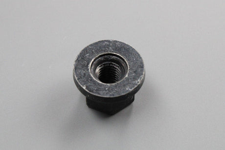 Volvo lock nut (x1) 999218