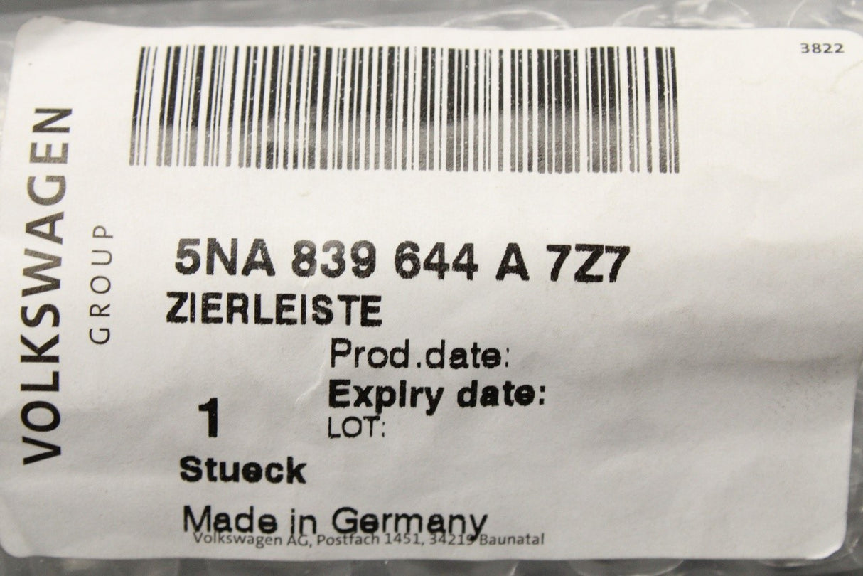 VW Tiguan 2016-2024 rear door upper trim (right) 5NA839644A 7Z7