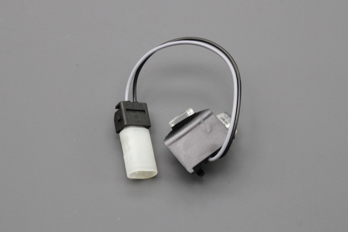 Audi Q7 2016-on door handle puddle entry light (right) 4H0947134B