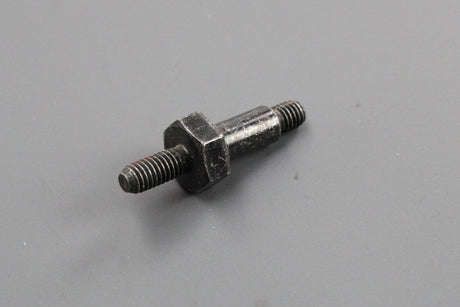 Volvo screw with pin 986700