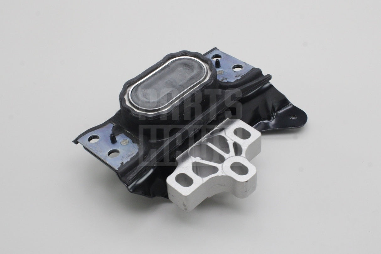 Audi RS3 TTRS SEAT Formentor VS5 2.5 TFSI gearbox mount 8V0199555A