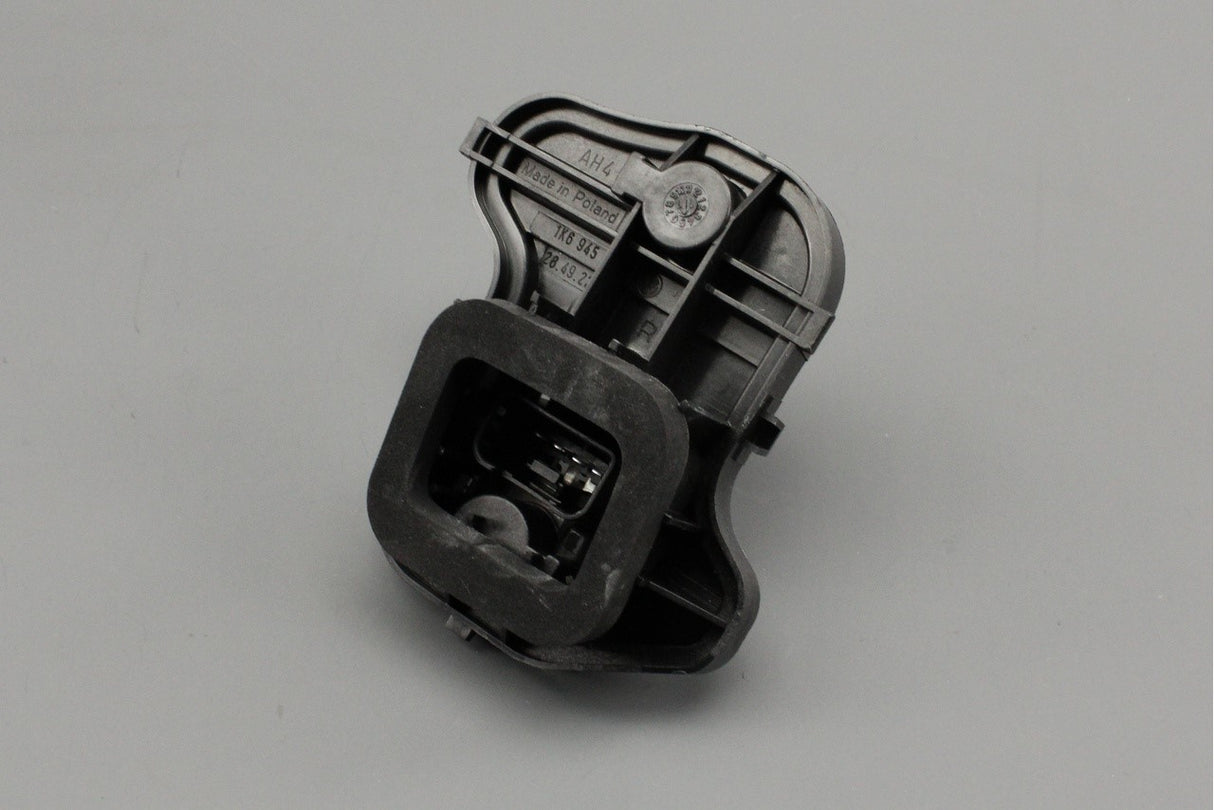 VW Golf MK5 2004-09 tail light bulb holder (right outer) 1K6945258