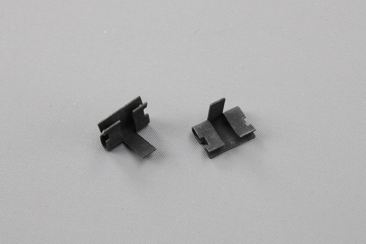 VW Audi Skoda Panoramic sunroof wind deflector securing clips 4L0898671A