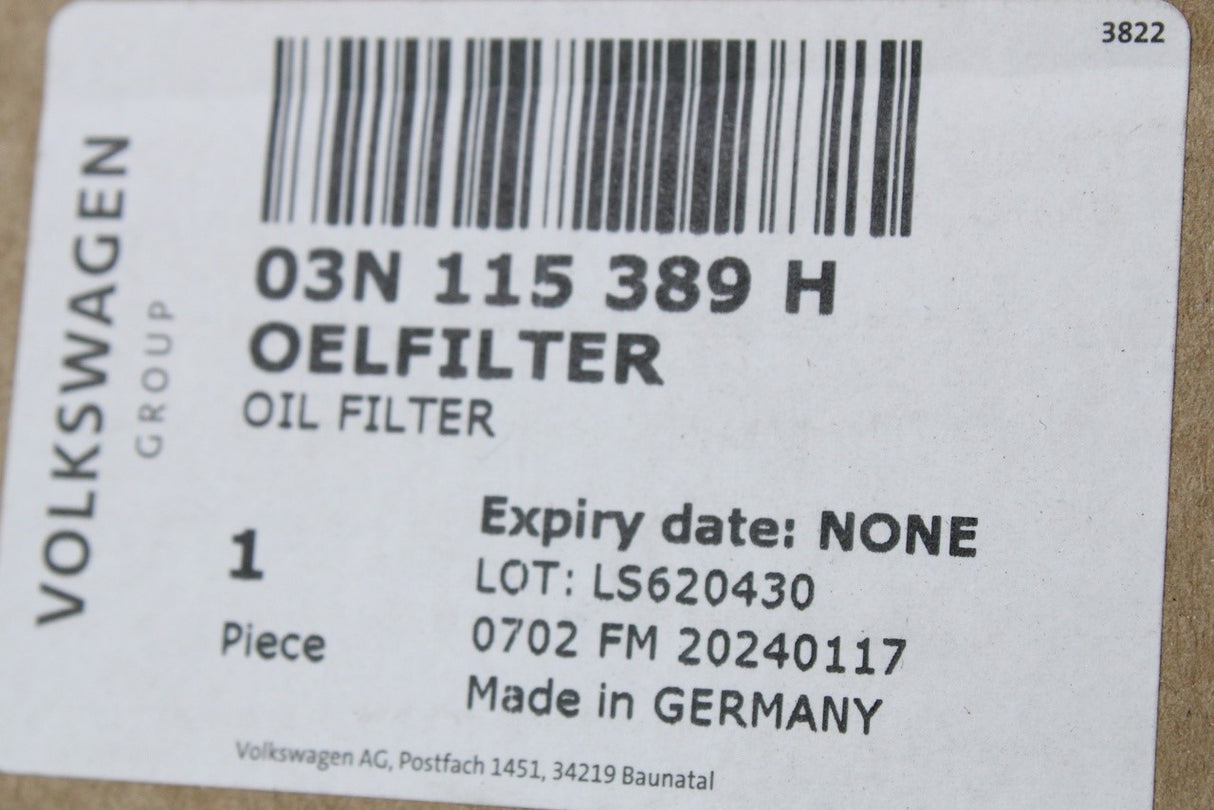 Audi A4 2010-2016 A5 A6 Q5 2.0 TDI engine oil filter housing 03N115389H