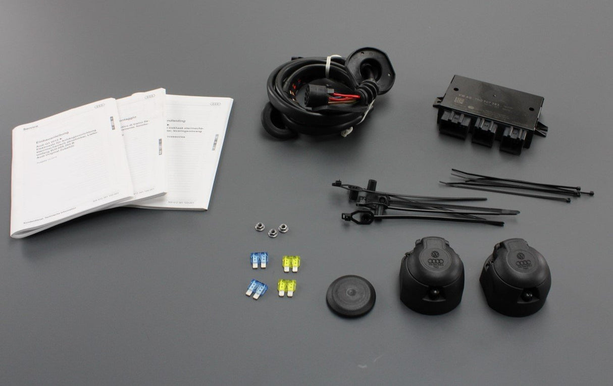 Audi Q3 RSQ3 electrical installation kit for tow bar 8U0055202B