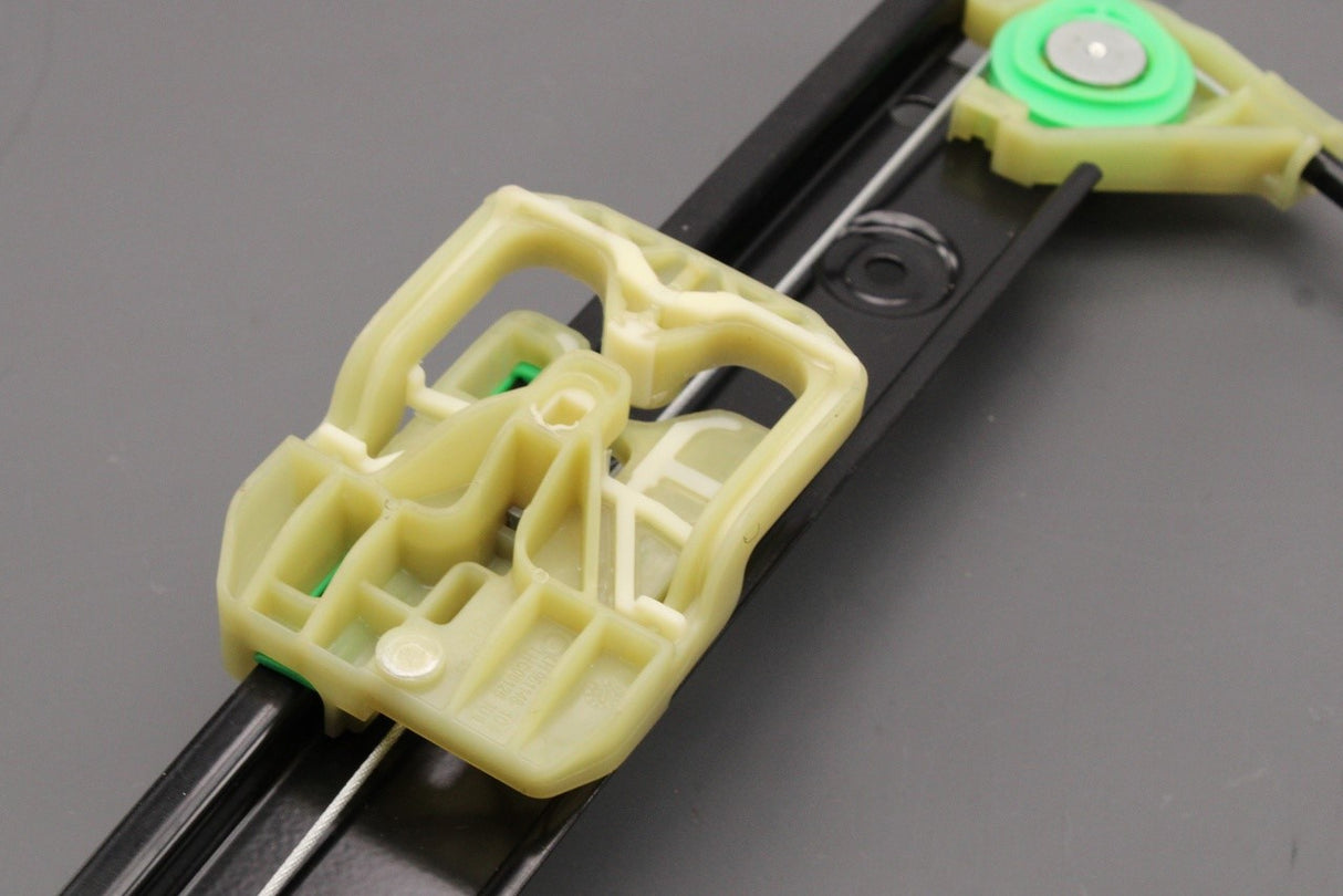 Audi A1 2011-2018 window regulator (front right) 8X4837462A