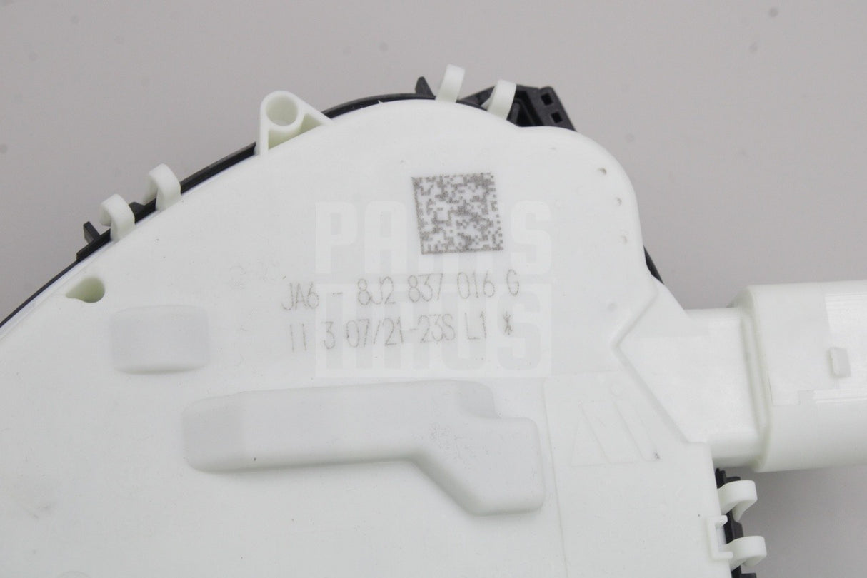 VW Touareg 18-on Audi Q7 16-on RHD door lock (front right) 8J2837016G