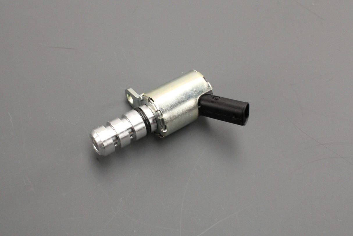 Audi A6 RS6 A7 RS7 A8 S8 10-18 control valve (4.0 litre TSI) 079115243C