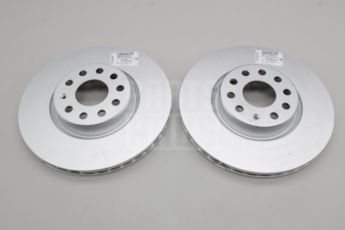 VW Golf GTI Audi A3 SEAT brake disc and pad kit (front) 8V0698302C