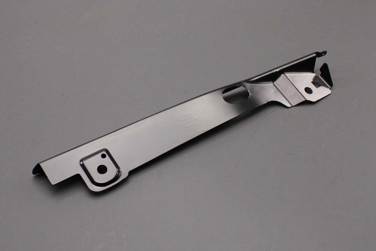 Audi A3 S3 RS3 8V 2013-2020 front wing upper bracket (right) 8V0821468E