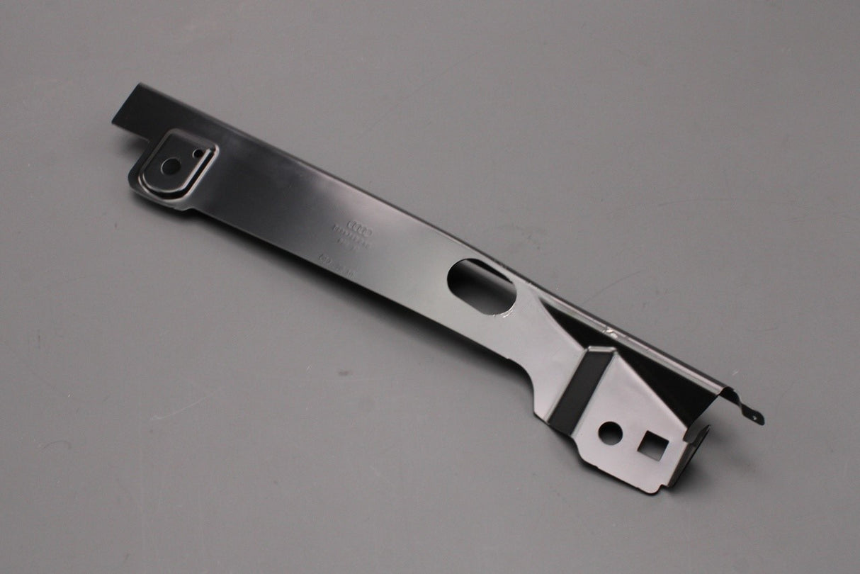 Audi A3 S3 RS3 8V 2013-2020 front wing upper bracket (right) 8V0821468E