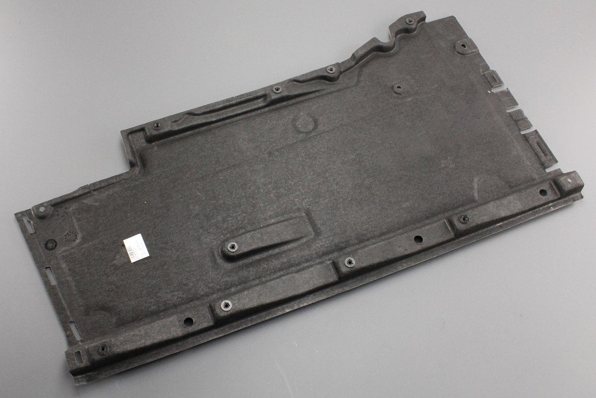 Audi A6 S6 A7 2011-2018 underbody trim panel (left) 4G0825207F