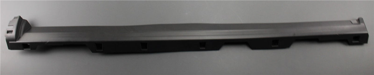 Land Rover Discovery Sport 2015-on door sill trim (left) LR156945, view 1