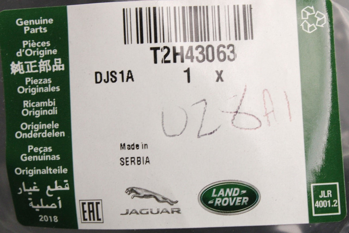 Jaguar XF Saloon 2016-on semi-rigid boot liner T2H43063