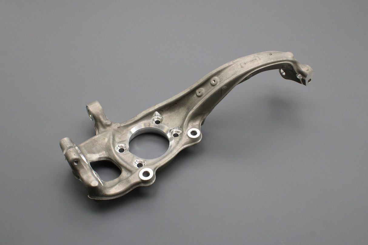Audi A4 S4 A5 S5 Q5 2008-2016 steering knuckle (right) 8K0407254R