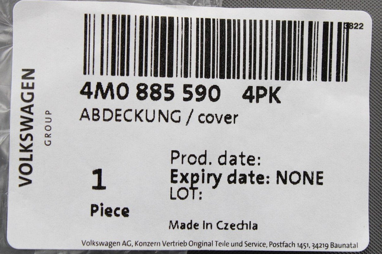 Audi Q7 SQ7 4M 2016-on rear headrest cover trim (black) 4M0885590 4PK