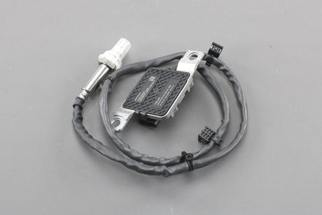 Audi A6 / A6 Allroad A7 3.0 V6 TDI NOx sensor (front) 4G0907807AE