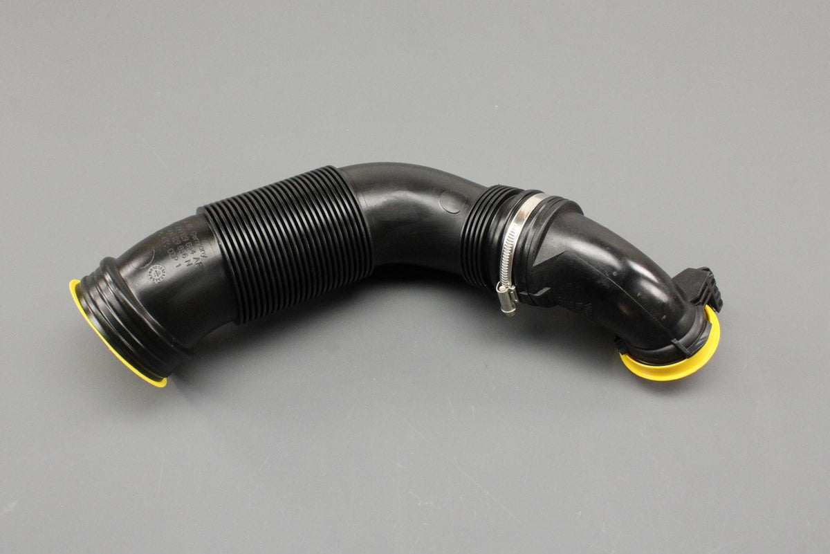VW Golf Audi Q2 Skoda SEAT Leon 2.0 air intake pipe (petrol) 5Q0129654AF, view 1