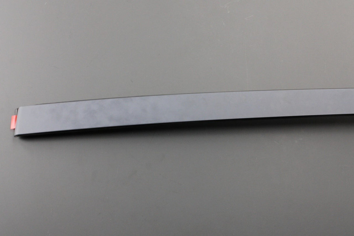 Range Rover Sport 14-22 roof weatherstrip (left) LR094394