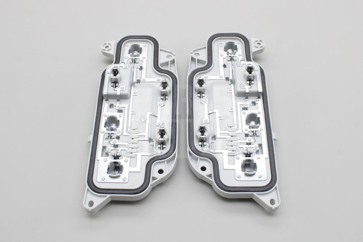 VW Caddy 2K 2016-2020 tail light bulb holders (wing doors) 2K1945257C / 2K1945258C