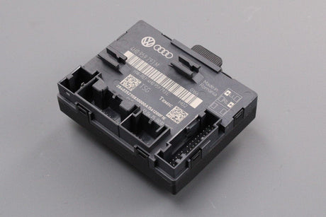 VW Touareg 2011-12 door control unit (front right) 4H0959793M Z02