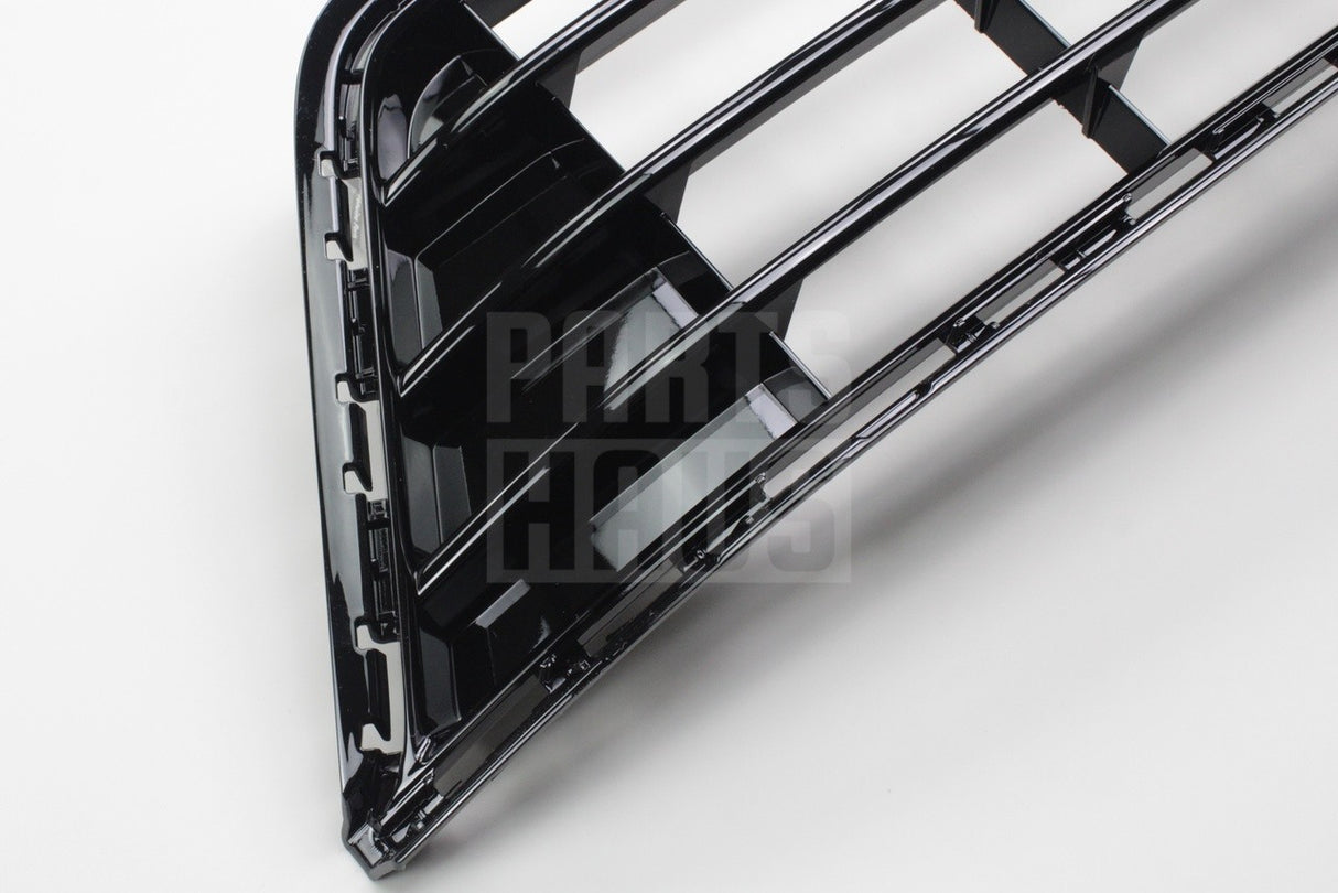 VW Golf R MK7 2013-16 centre lower front bumper grille 5G0853677G 041