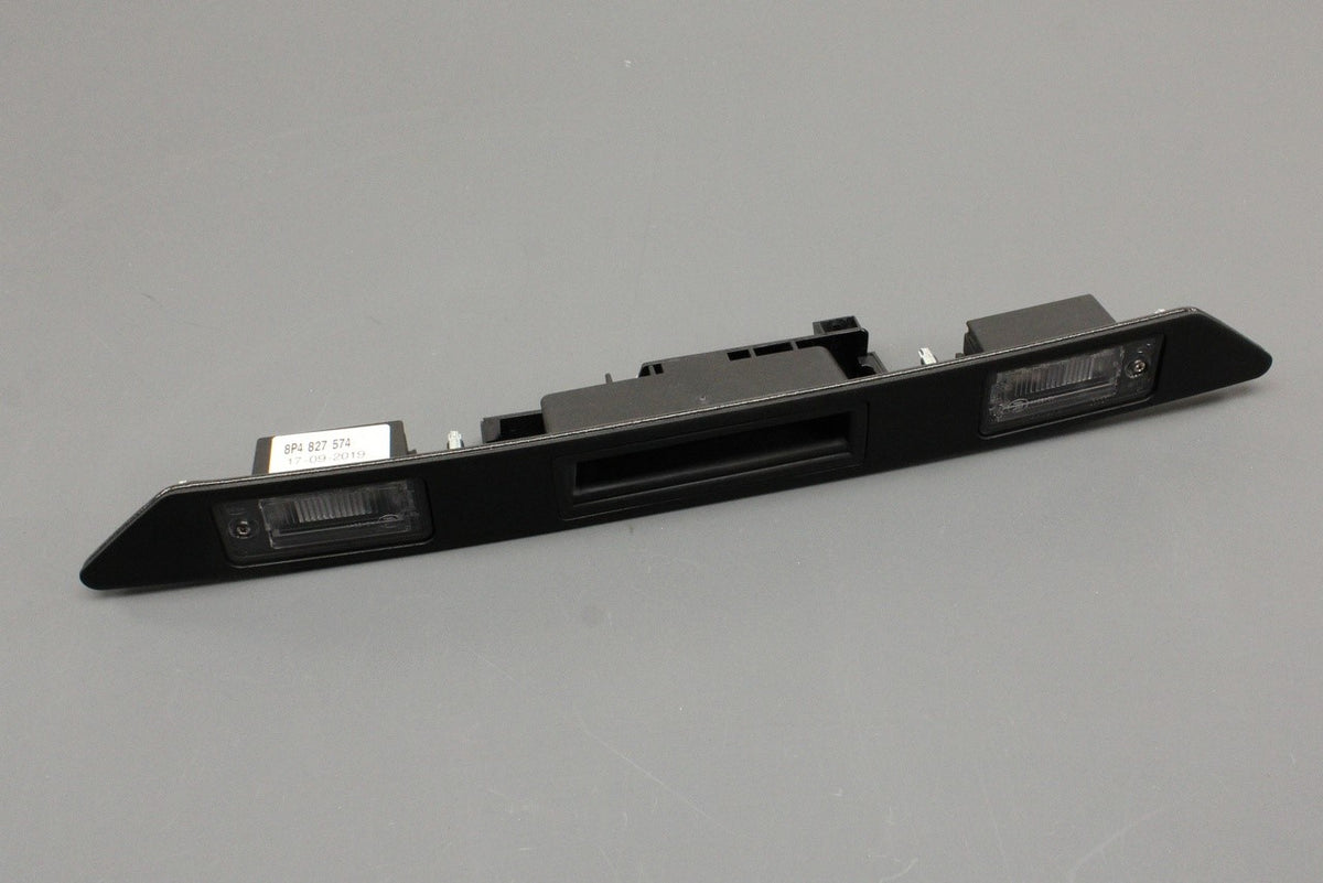 Audi A3 8P A4 B6 A6 Q7 boot handle number plate light unit 8P4827574 3FZ, view 1