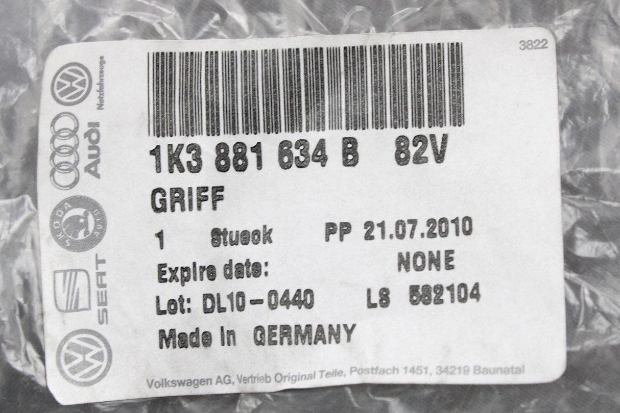 VW Audi Right sports wingback seat release handle (Black) 1K3881634B 82V