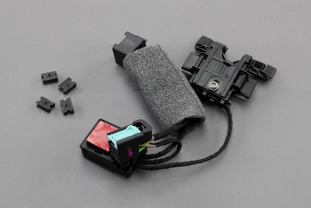 VW Golf MK7.5 Beetle Skoda Octavia 2012-2021 DSG micro switch 5Q0713128A, view 1