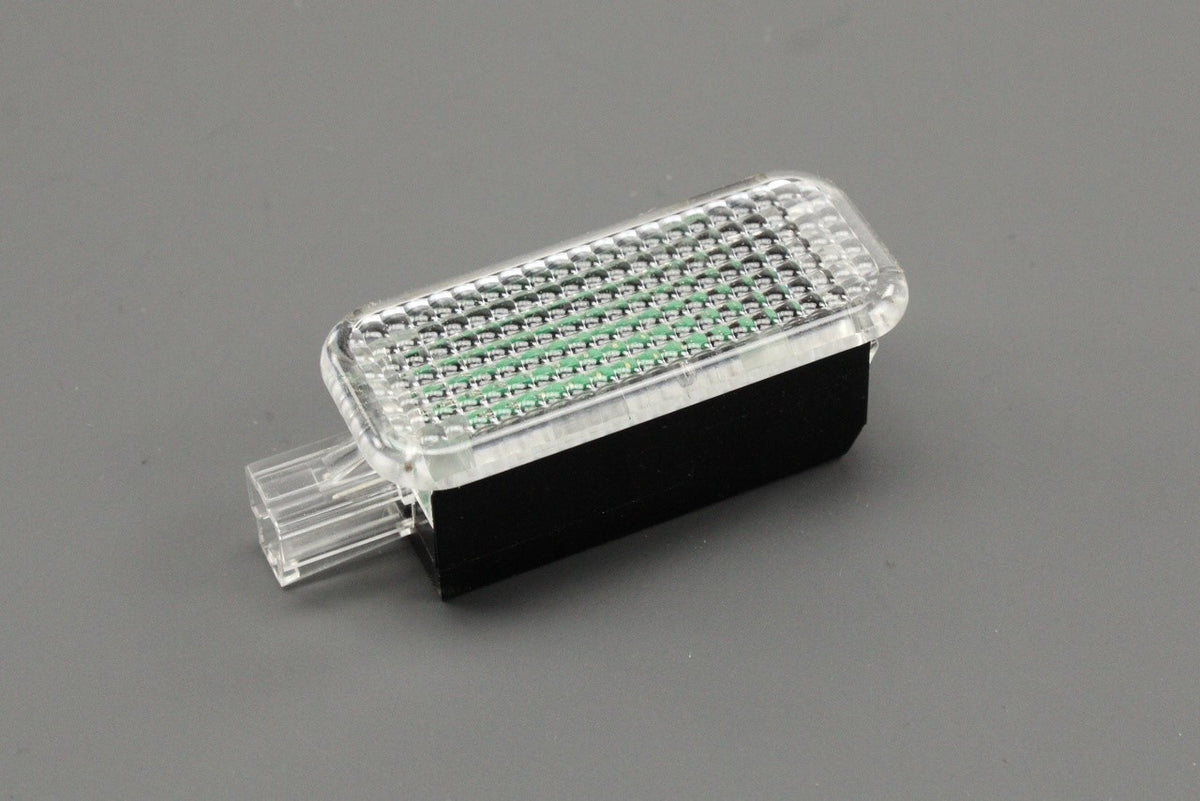 VW Audi Skoda SEAT LED luggage boot compartment light 8J0947409B, view 1