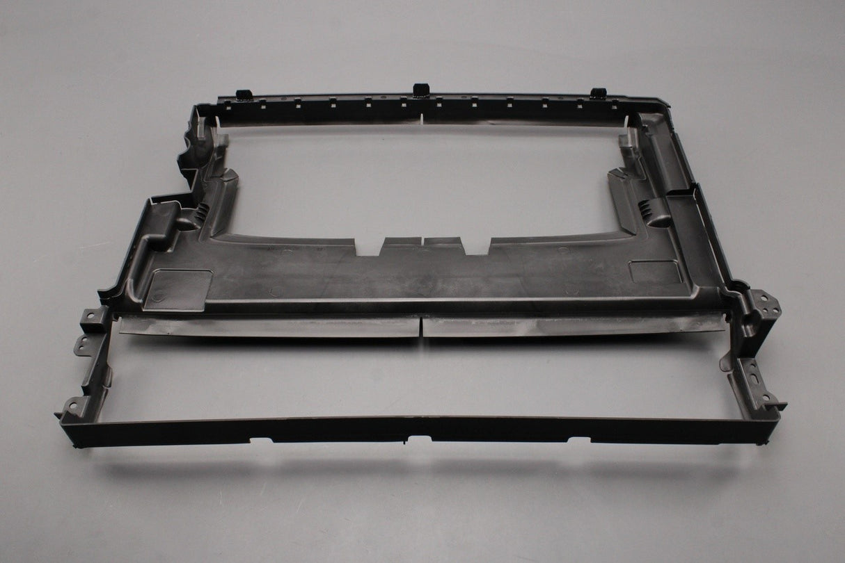 Range Rover Velar 2017-on 2.0L radiator air guide (front) LR152424