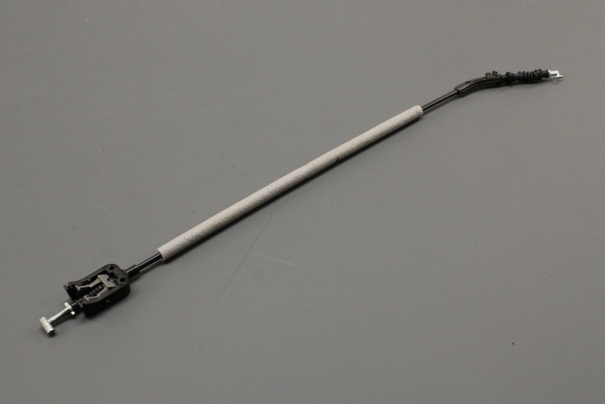 VW Skoda SEAT front door lock release bowden cable 7N0837017B, view 1