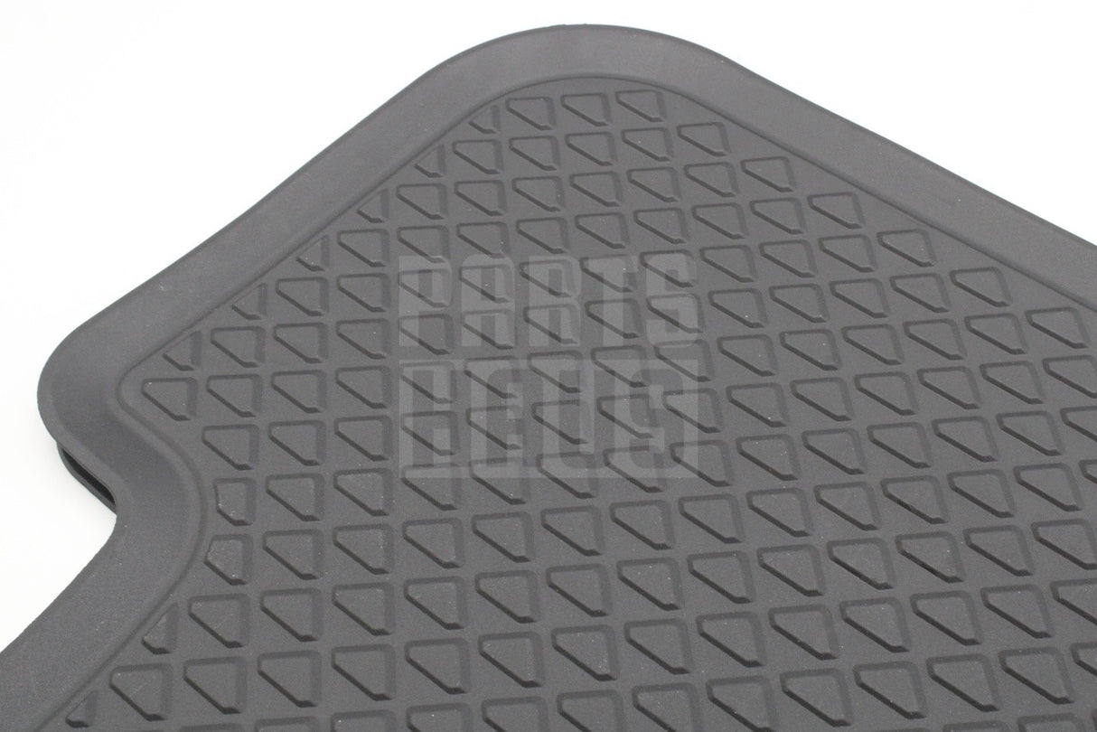VW Tiguan 2016-on rear rubber all weather floor mats set 5NA061512 82V