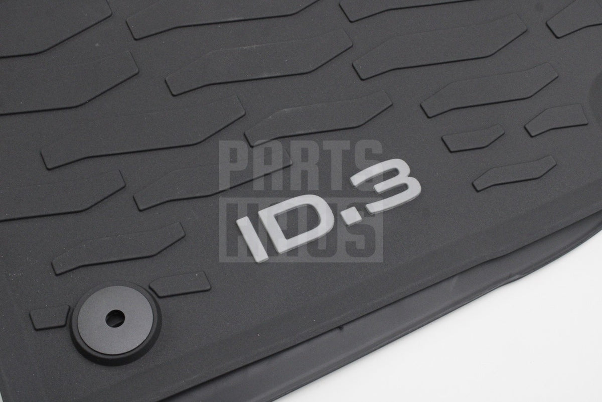 VW ID.3 2020-on front rubber floor mats RHD 10C061502 82V
