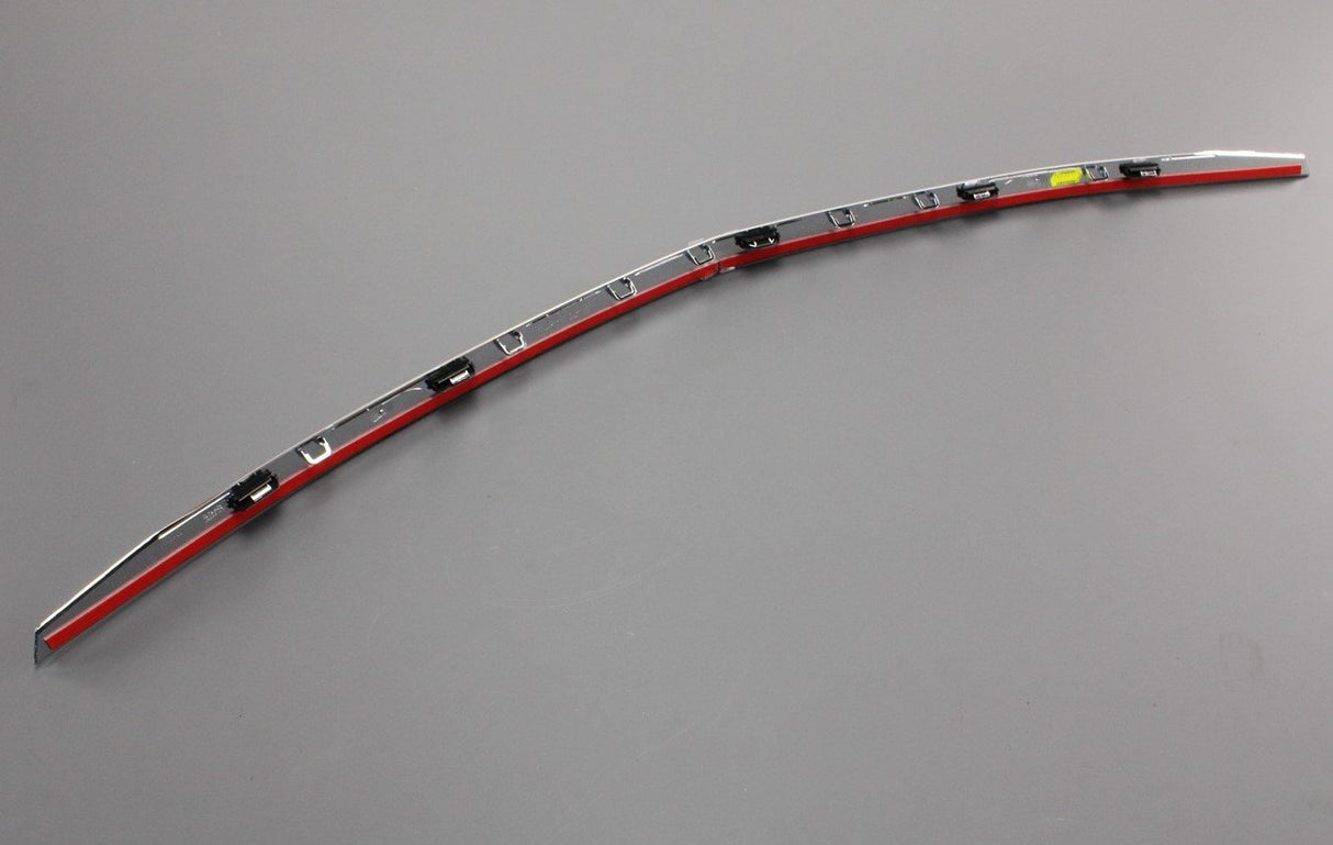 Mercedes-Benz E-Class rear boot lid trim (chrome) A2127430382