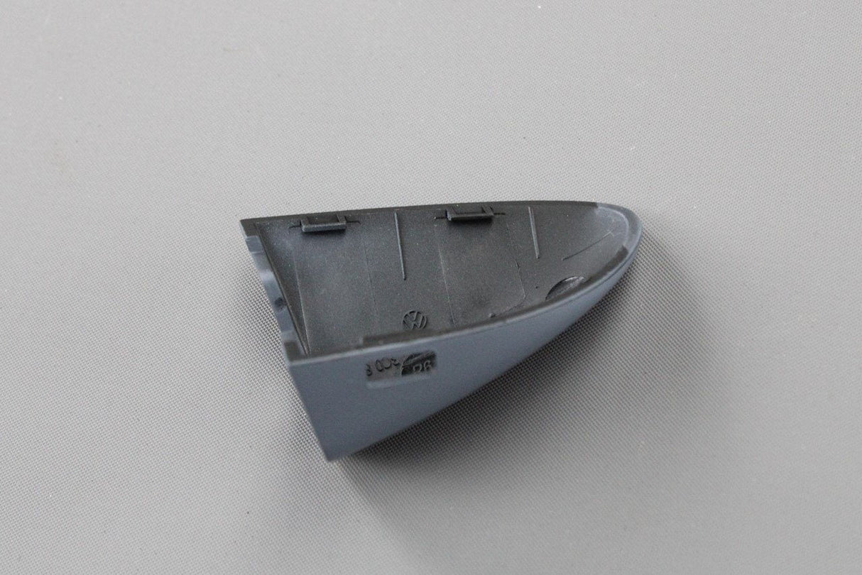 VW Passat B6 B7 / CC front door lock blank trim (right) 3C0837880A GRU