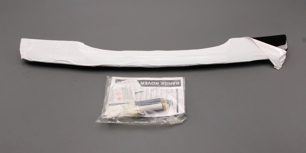 Range Rover Evoque L538 2012-2018 rear boot lid spoiler kit VPLVB0101, view 1