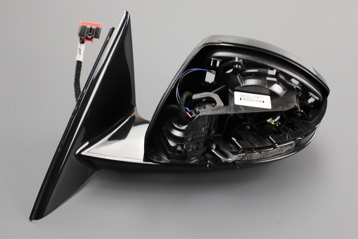 Land Rover wing mirror housing (left) LR068140