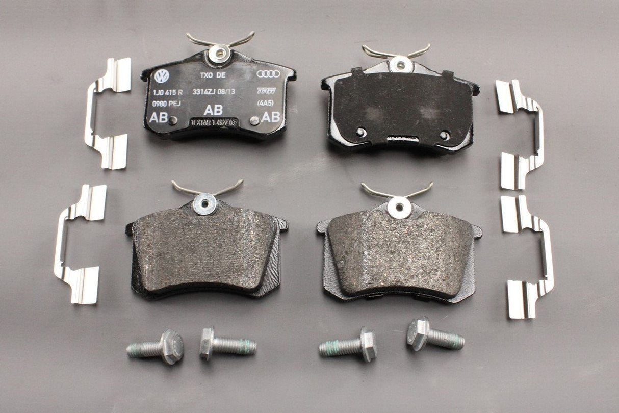 VW Golf MK4 GTI Leon Octavia rear brake pads (256mm discs) 1J0698451K