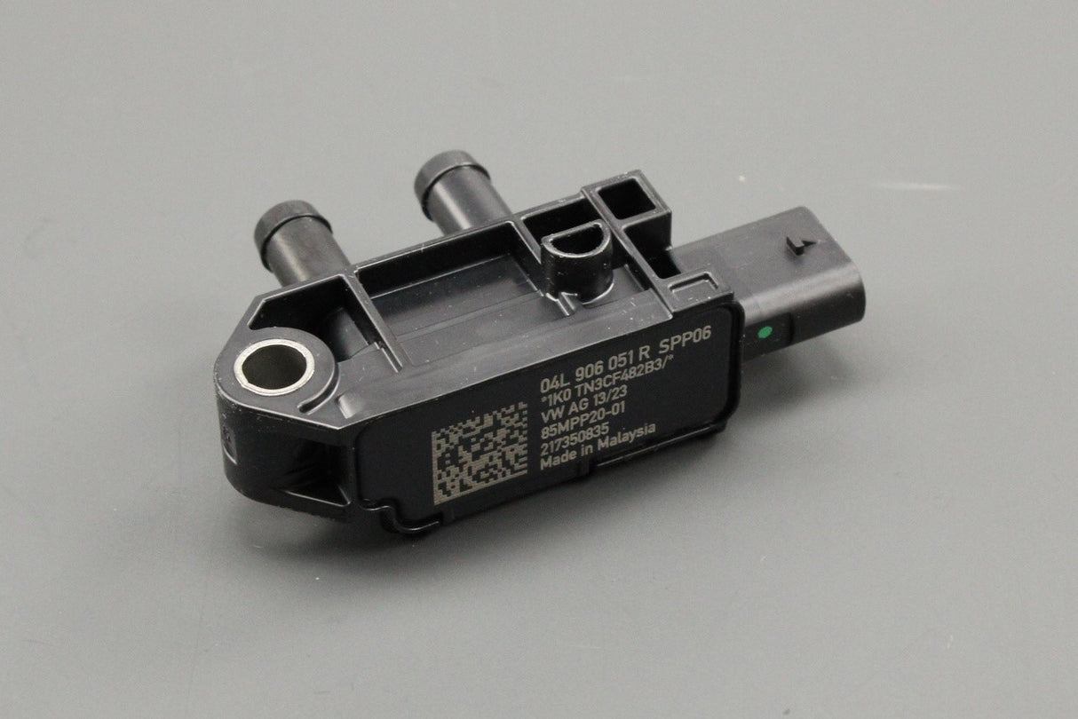 VW Audi Skoda SEAT 2.0 TDI DPF pressure difference sensor 04L906051R