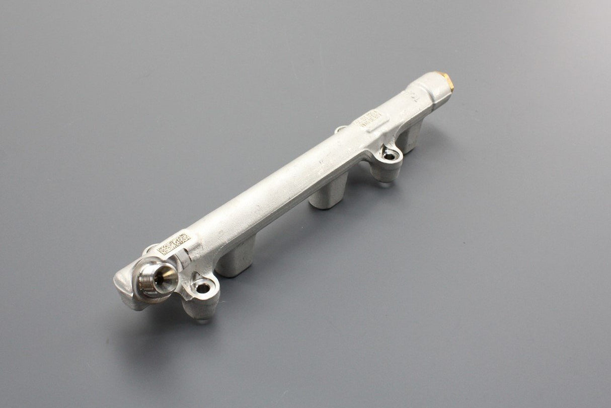 VW Golf MK8 Polo AW Audi A1 A3 Skoda SEAT fuel rail (1.0 TSI) 05C133320A