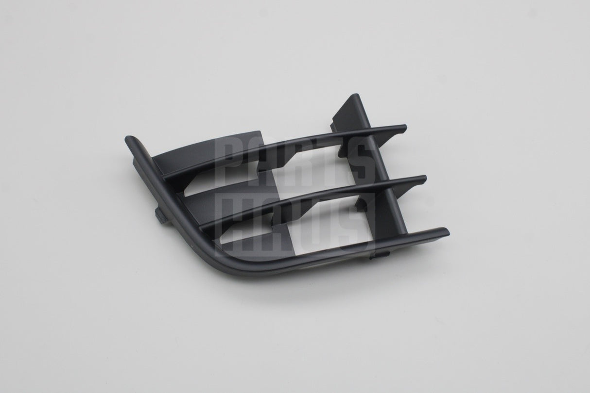 Skoda Fabia Roomster 11-15 lower grilles (left & right) 5J0853665/6A 9B9